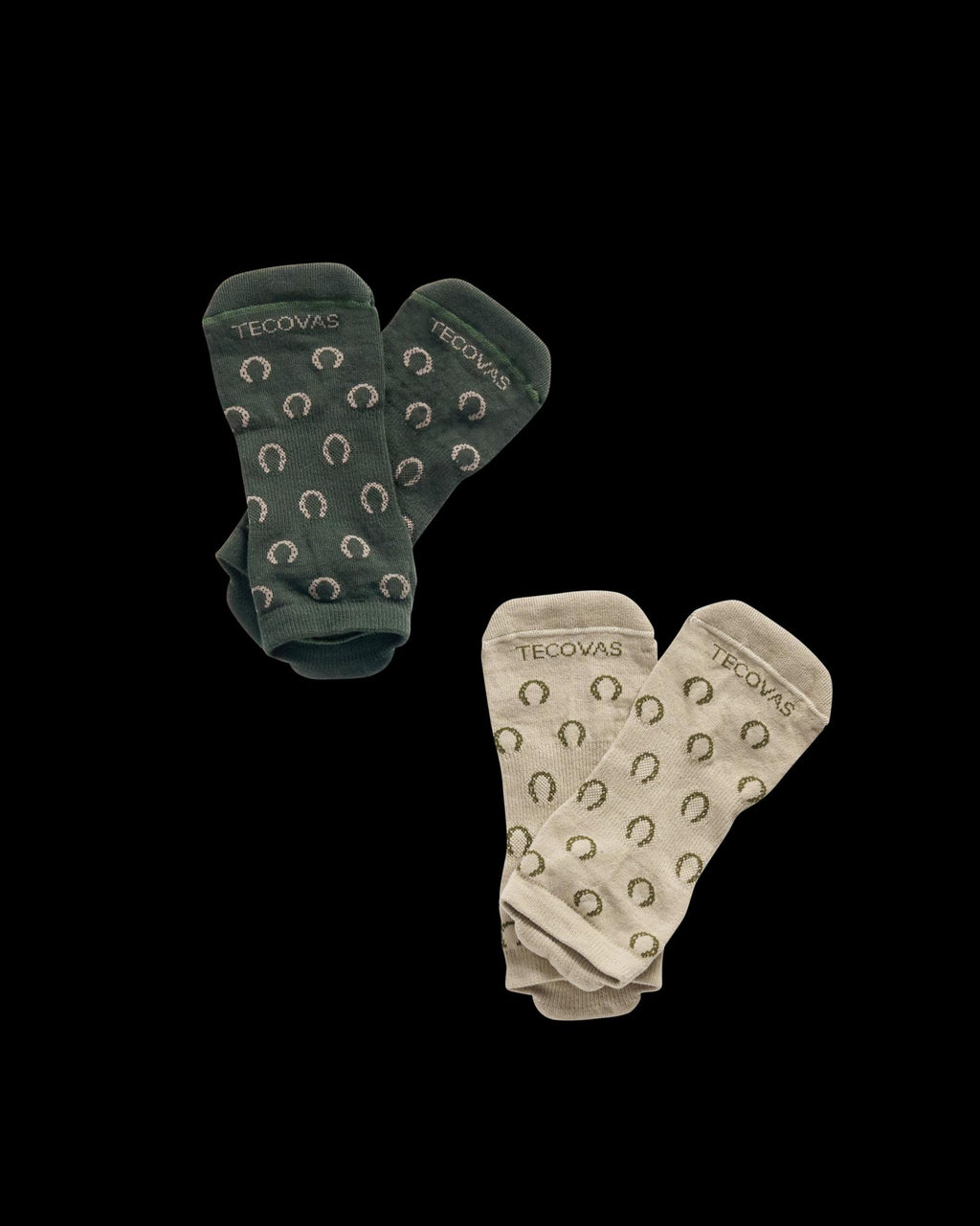Front view of Horseshoe Ankle Sock (2-Pack) - Green / Sand on plain background