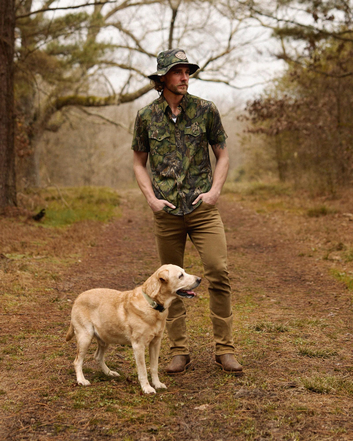 Closeup detail view of Men's Tecovas x Mossy Oak Performance Western Short Sleeve - Full Foliage