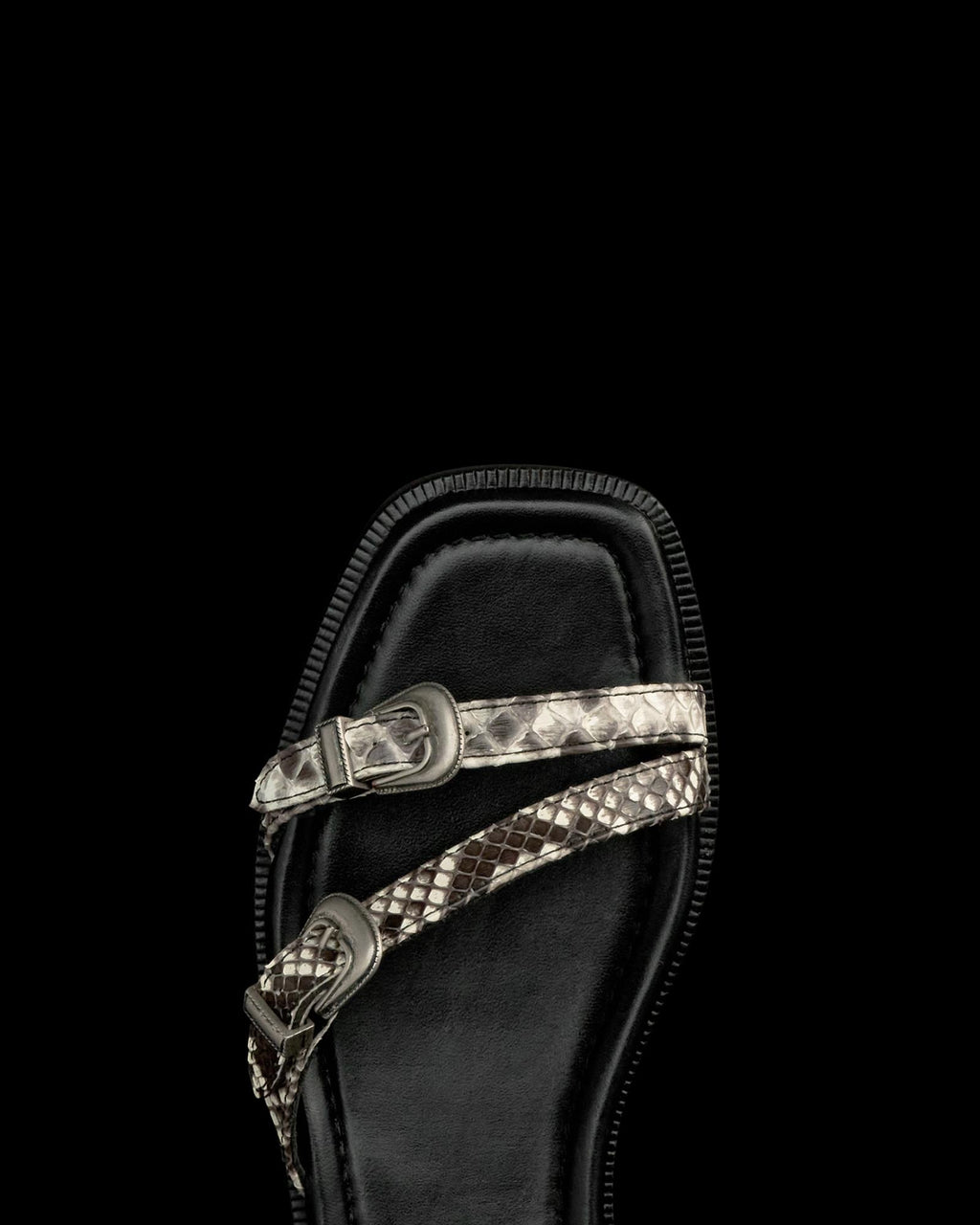 View of The Blakely - Black/Bone