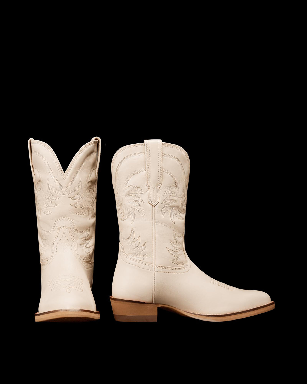 Pair view of The Annie Kid - Bone on plain background