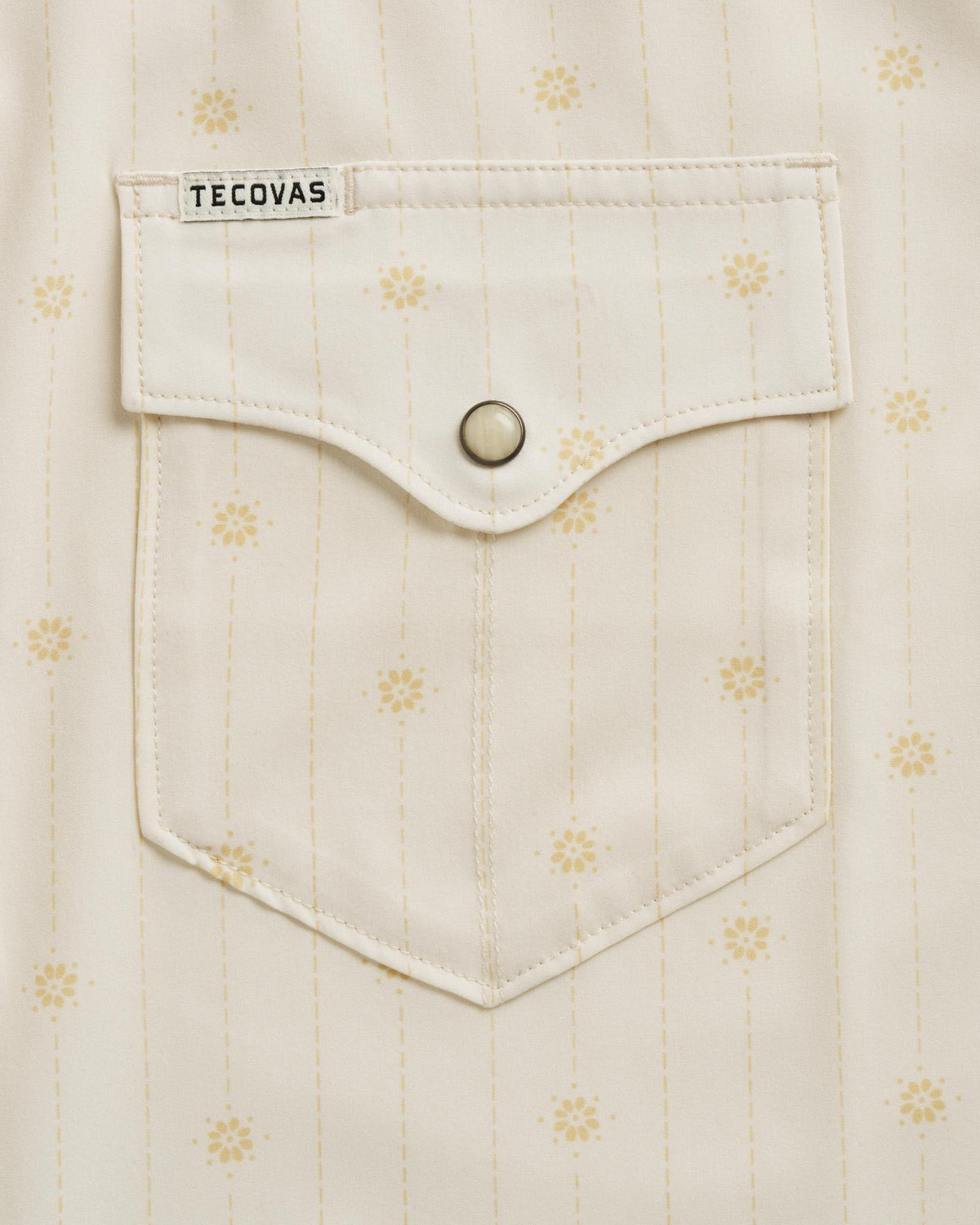 Closeup detail view of Men's Performance Western Short Sleeve Pearl Snap - Light Sand/Multi