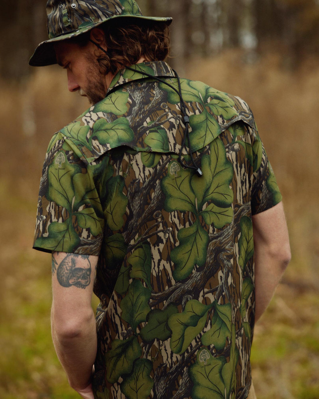 Closeup detail view of Men's Tecovas x Mossy Oak Performance Western Short Sleeve - Full Foliage