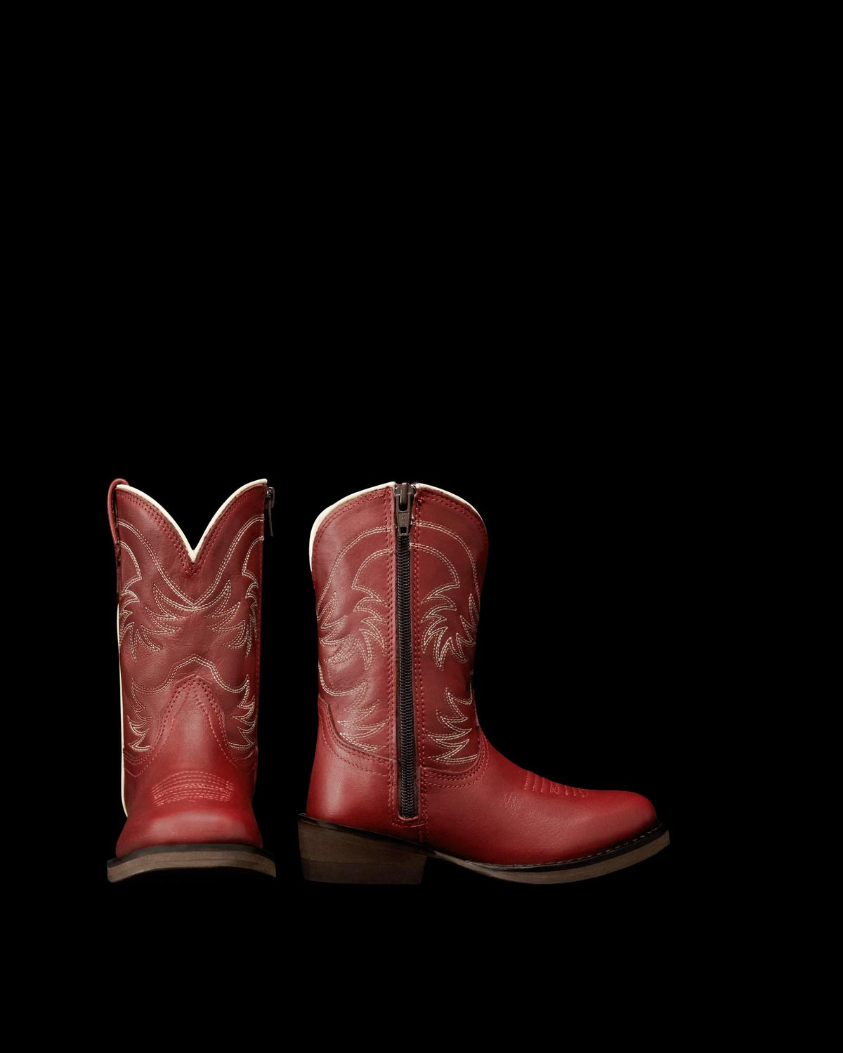 Pair view of The Annie Toddler - Scarlet on plain background