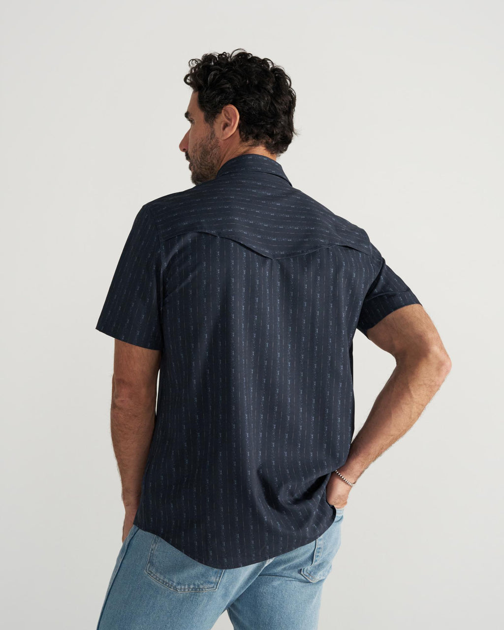 Closeup detail view of Men's Performance Western Short Sleeve Pearl Snap - Dark Navy/Multi