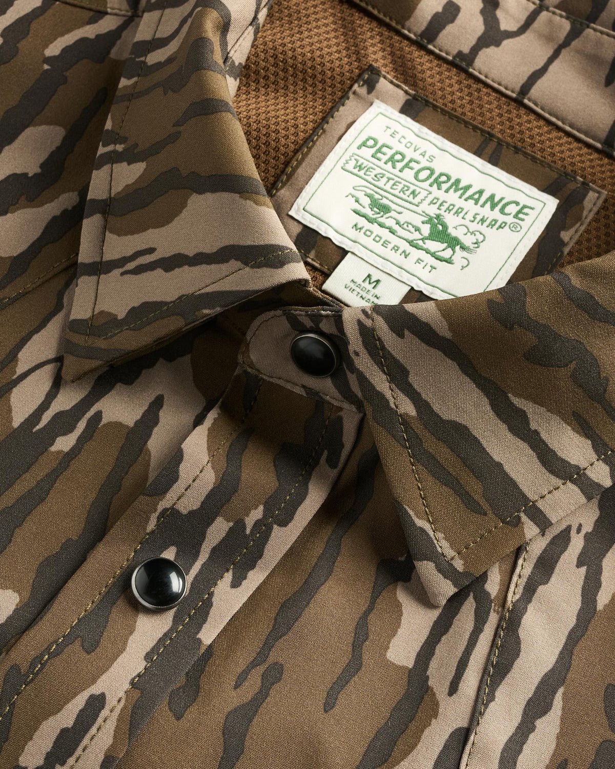 Closeup detail view of Men's Tecovas x Mossy Oak Performance Western - Original Bottomland