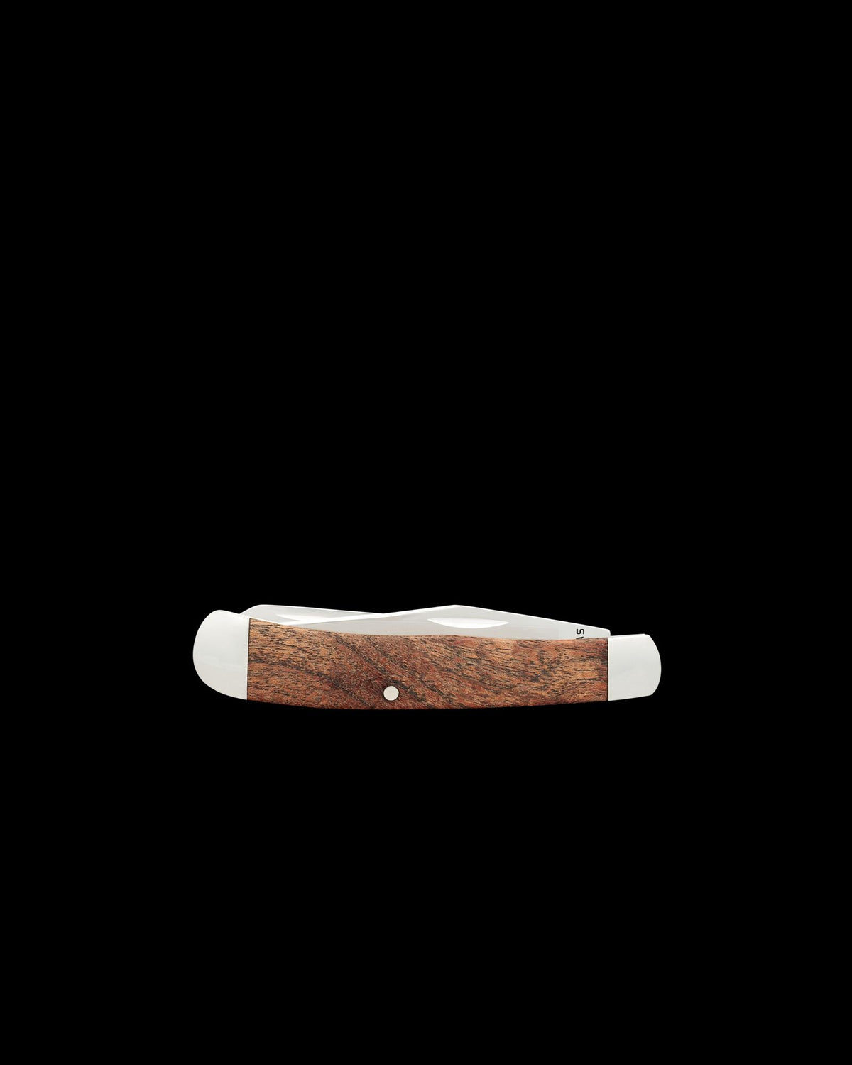 Front view of Mesquite Trapper Knife - Natural on plain background