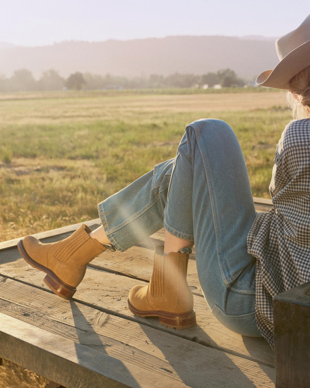 View of The Rugged Chelsea - Sahara Suede