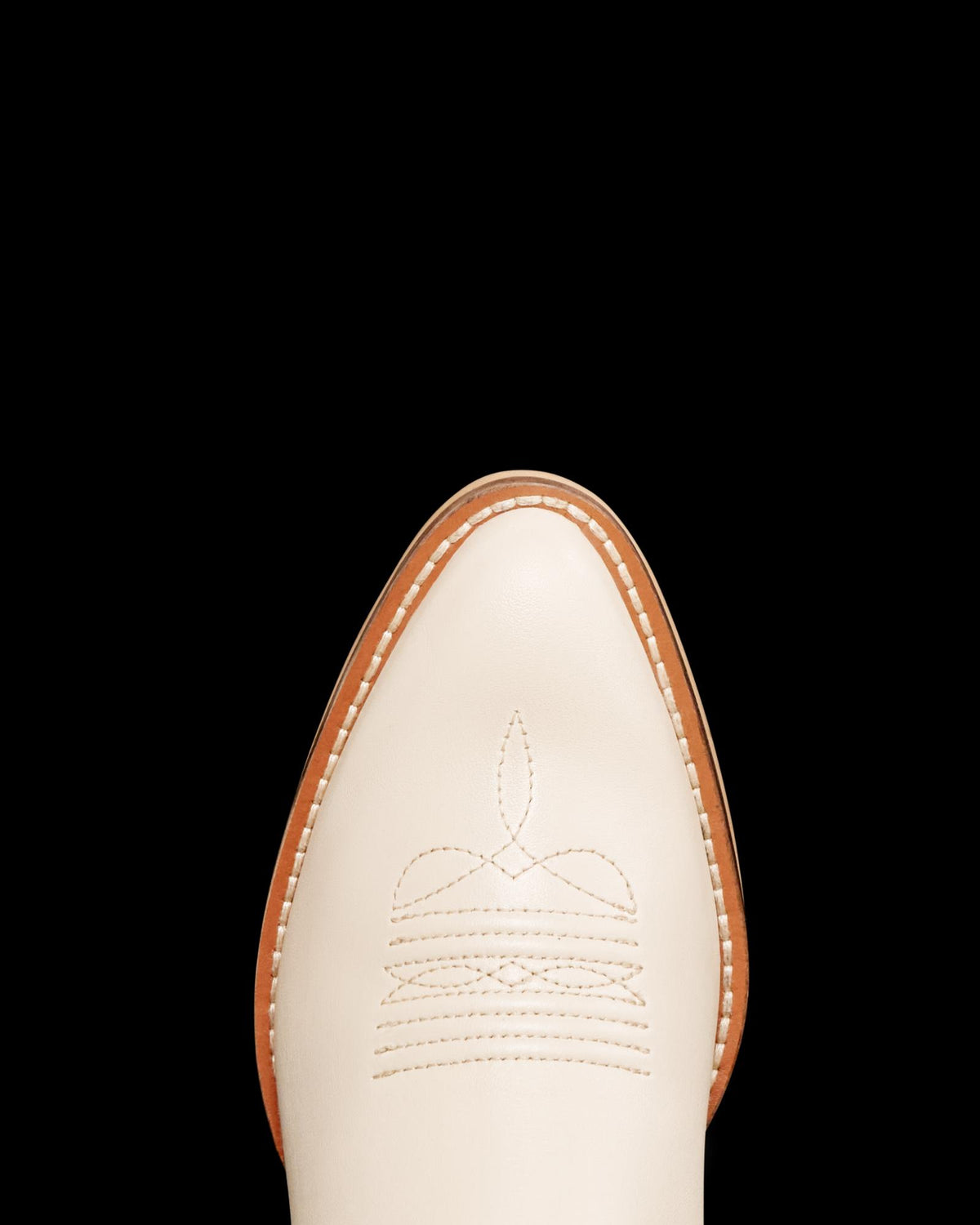 Toe view of The Annie Kid - Bone on plain background