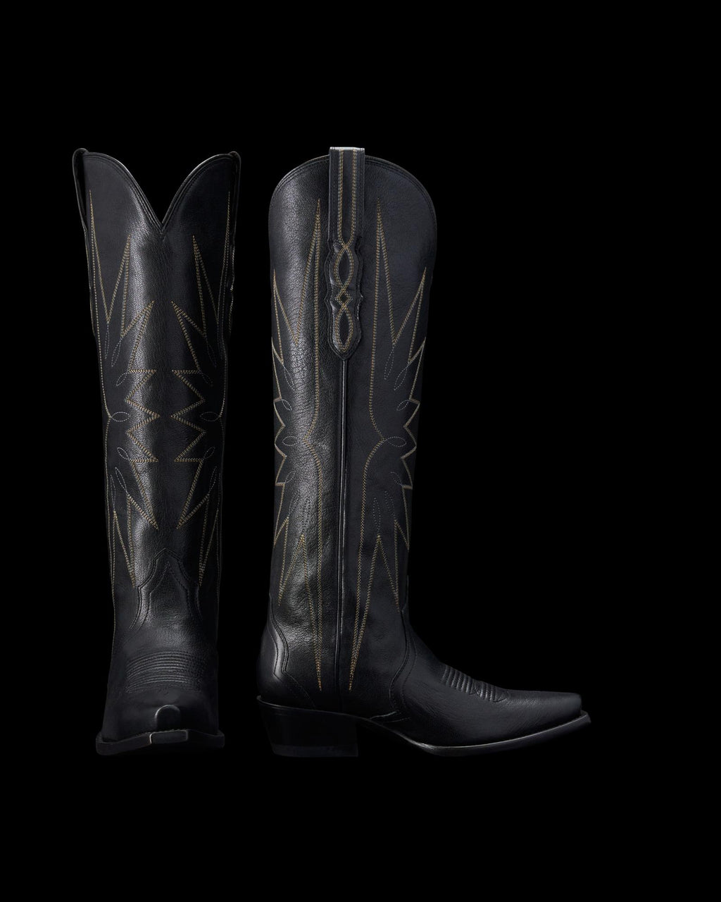 Pair view of The Loretta - Midnight on plain background