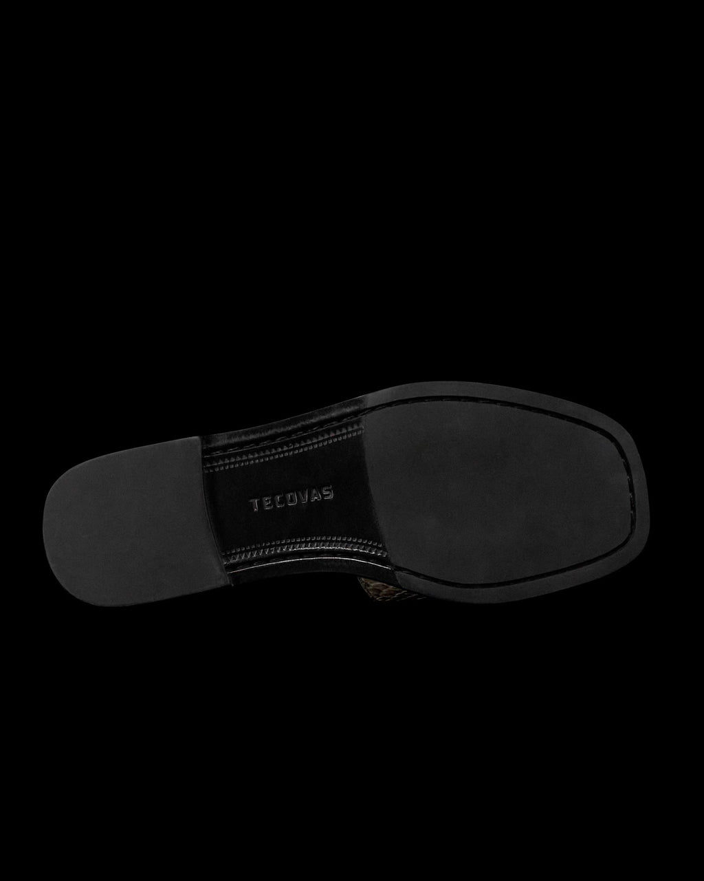 Sole view of The Carmen - Black/Bone on plain background