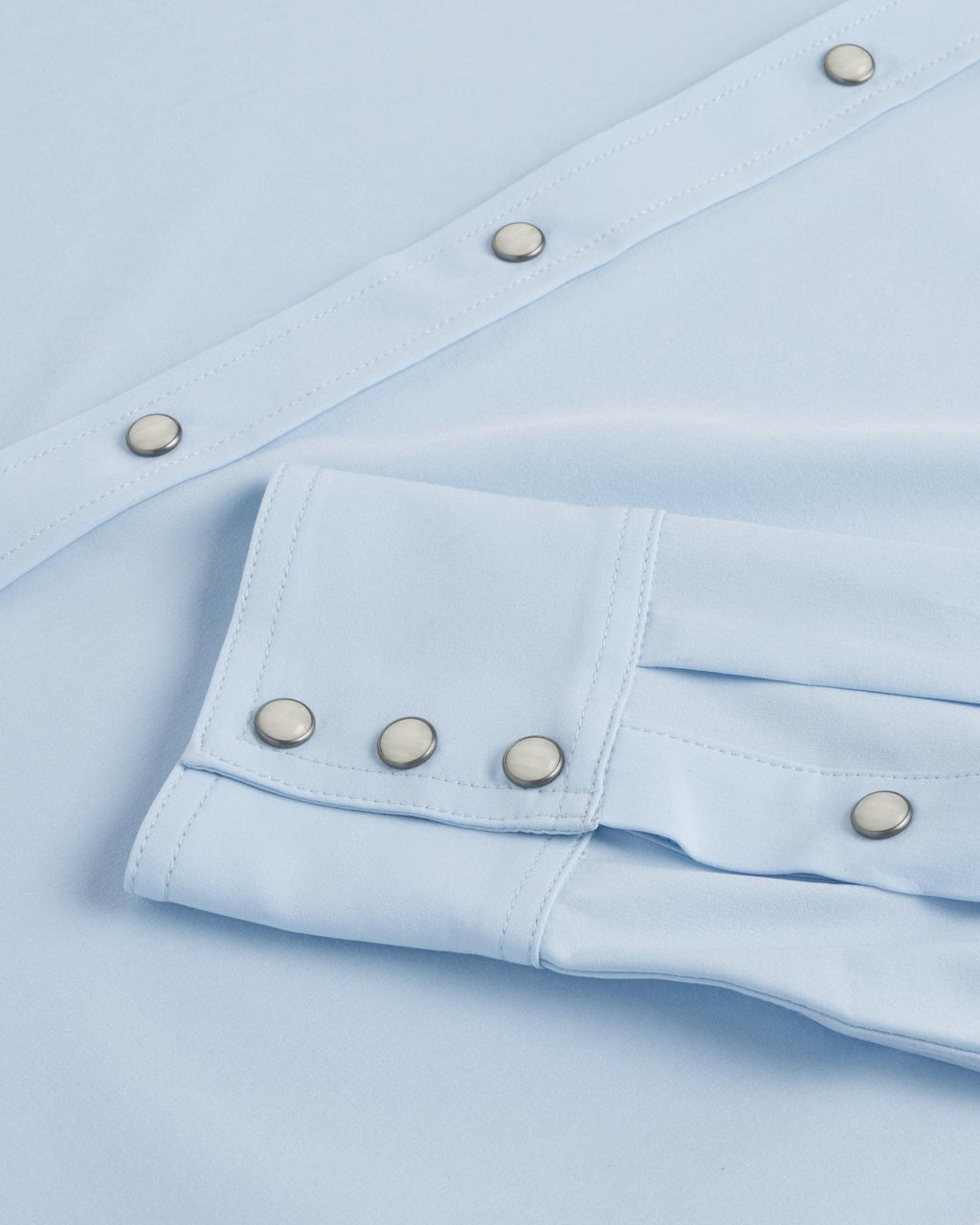 Closeup detail view of Men's Performance Western Pearl Snap LS - Sky