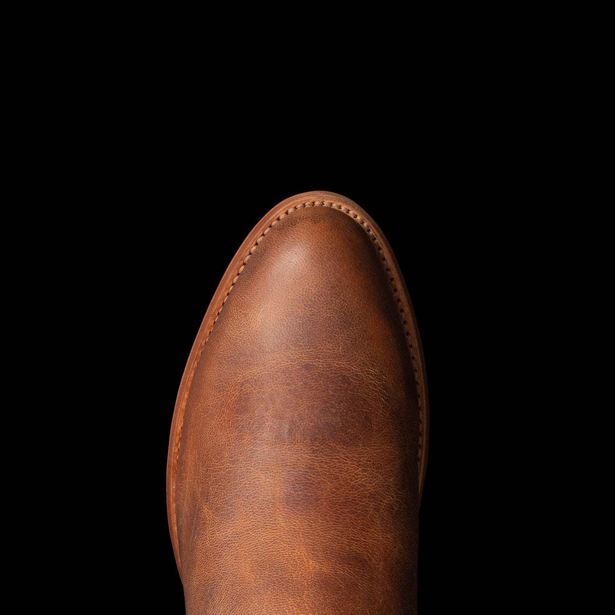 Toe view of The Earl - Scotch on plain background