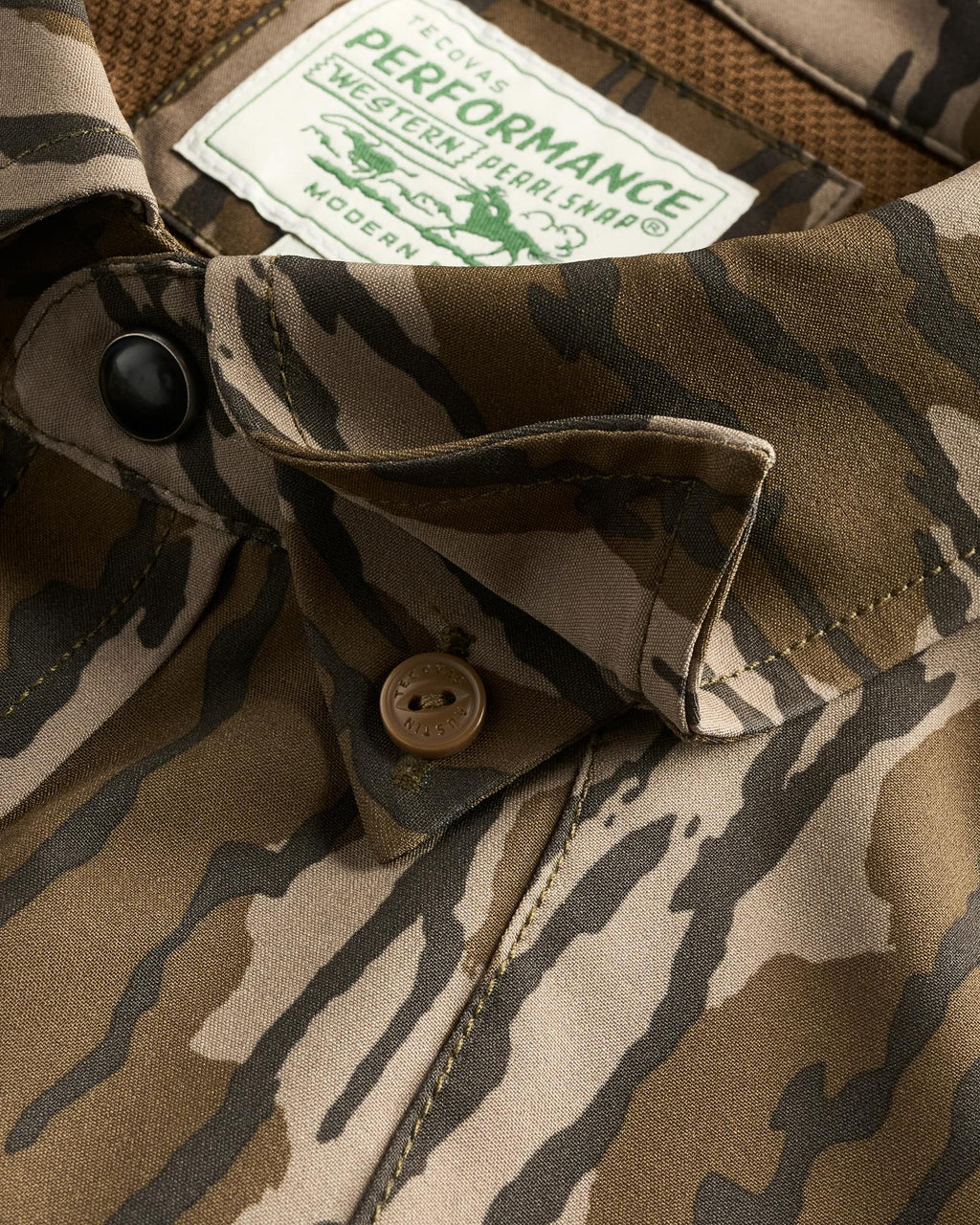 Closeup detail view of Men's Tecovas x Mossy Oak Performance Western - Original Bottomland