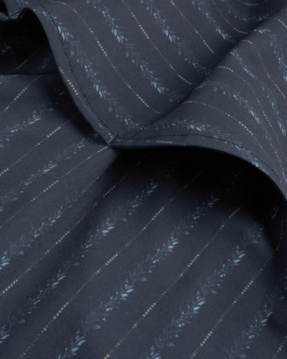 Closeup detail view of Men's Performance Western Short Sleeve Pearl Snap - Dark Navy/Multi