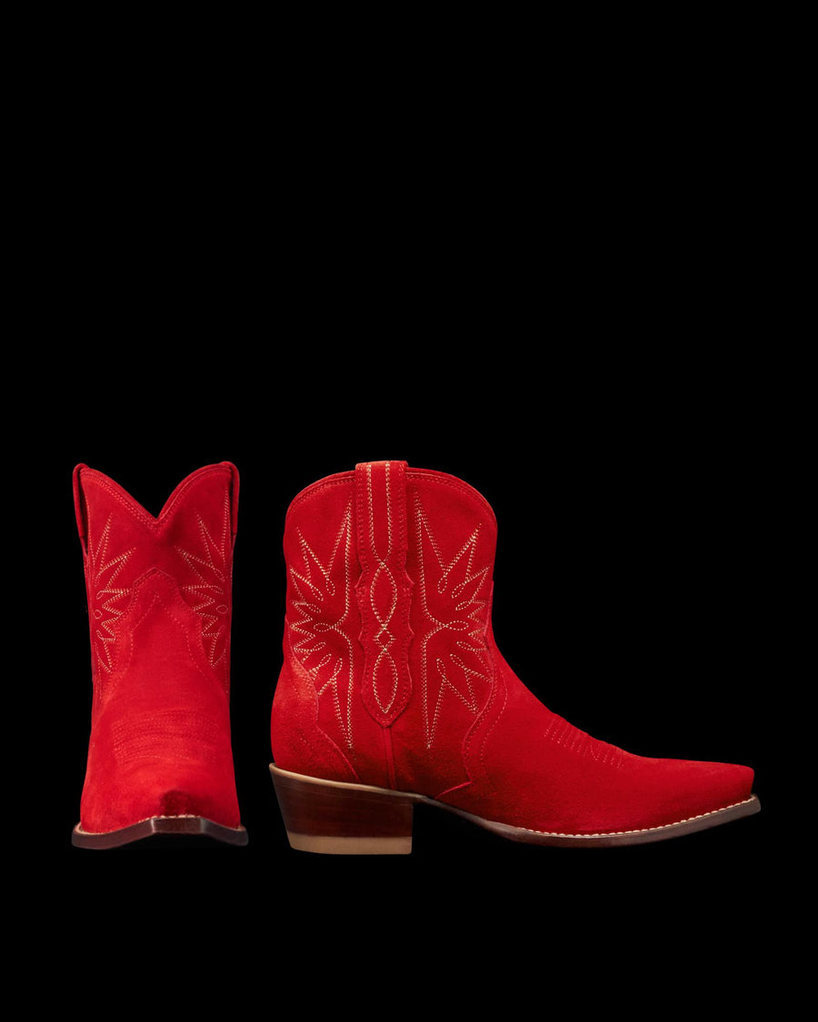 The Lynn - Barn Red