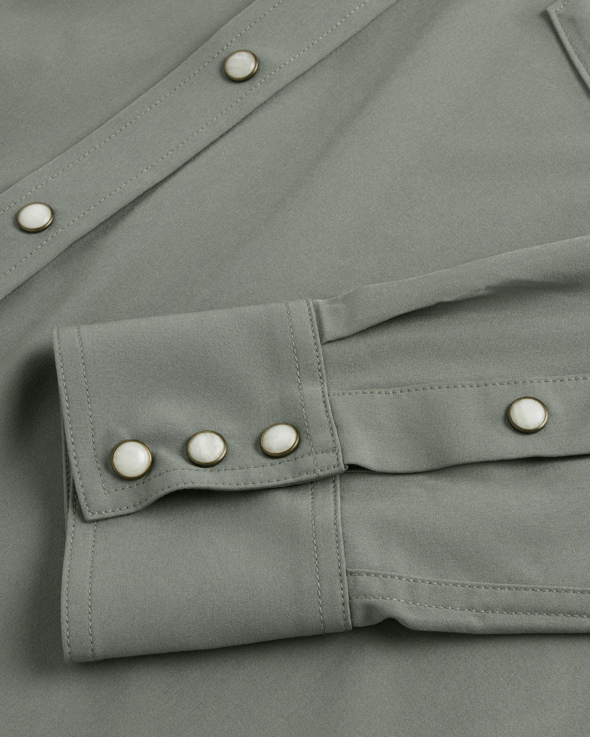 Closeup detail view of Men's Performance Western Pearl Snap - Cactus