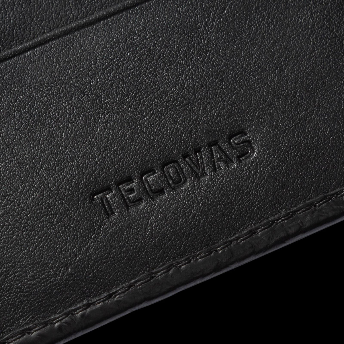 Closeup detail view of Alligator Billfold - Midnight