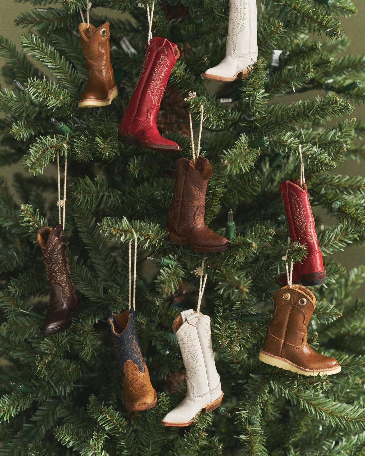 View of Annie Boot Ornament - Cafe