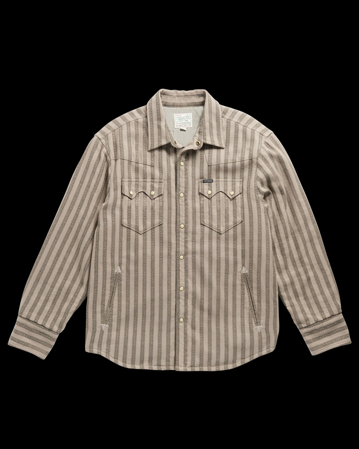 Closeup detail view of Men's Sawtooth Pearl Snap Shacket - Gray / Black