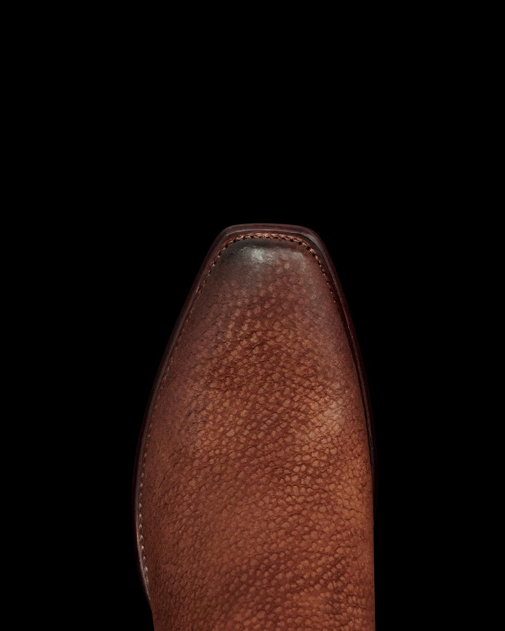 Toe view of The Warren - Cocoa Carpincho on plain background